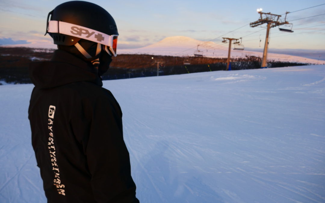 Nu är vi skidlärare!!